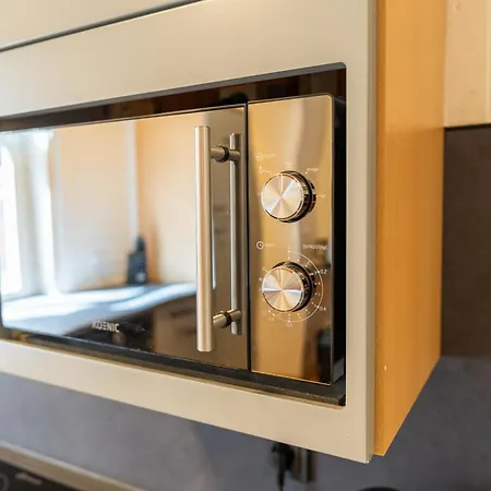 #33 - Coburg